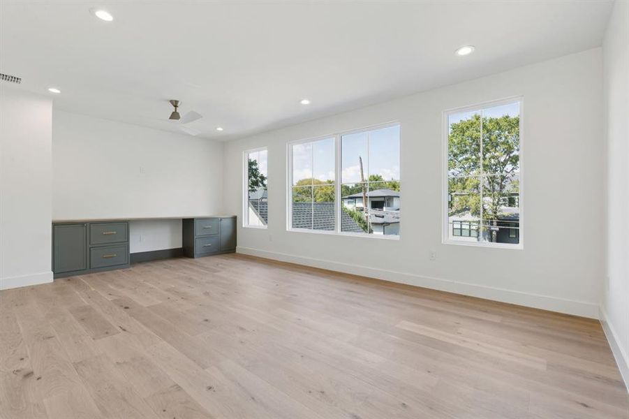 Spacious, unfurnished interior of a new home in , Dallas (Image 22).