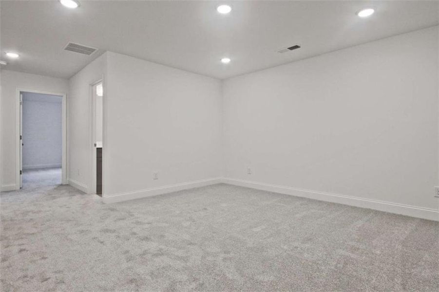 Spacious, unfurnished interior of a new home in Porter Reserve, Decatur (Image 23).