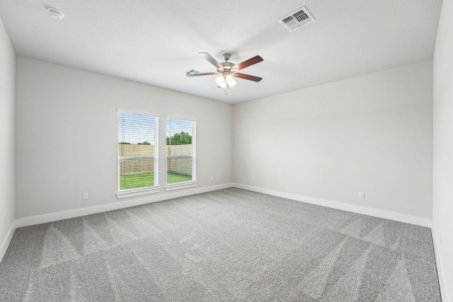 Representative unfurnished interior of a home built from the Valor by Omega Builders in Wildwood Estates, Nolanville (Image 11).