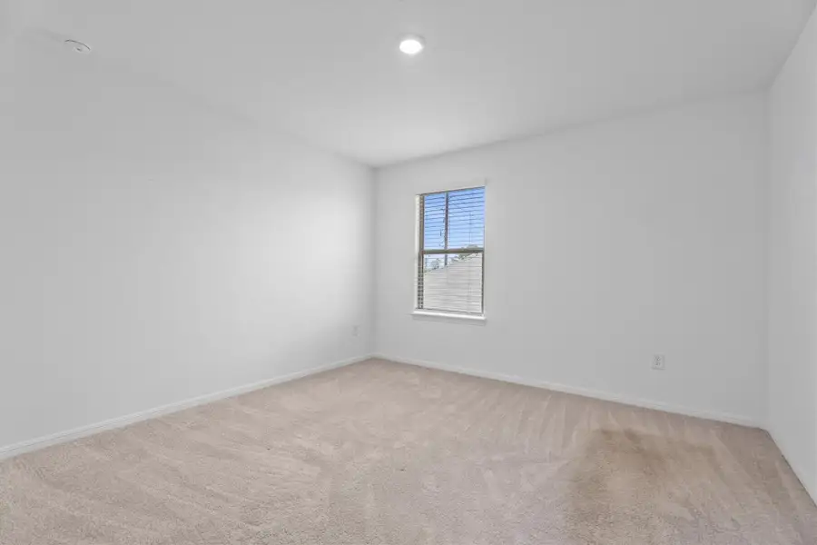 Spacious, unfurnished interior of a new home in , Crosby (Image 36).