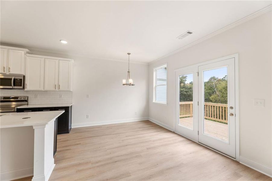 Spacious, unfurnished interior of a new home in Clark Farms, Flowery Branch (Image 27).