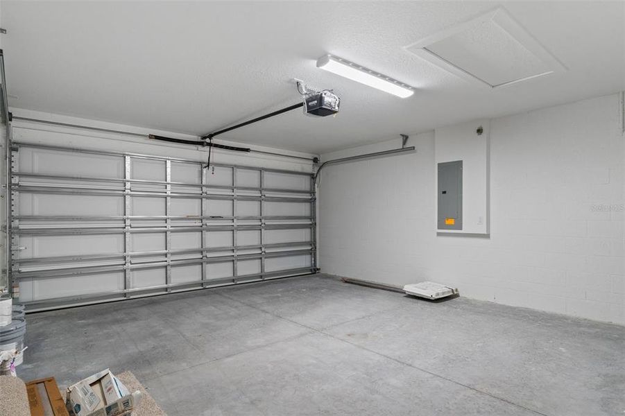 Spacious, unfurnished interior of a new home in , Beverly Hills (Image 35). Spacious, unfurnished interior of a new home in , Beverly Hills (Image 35).