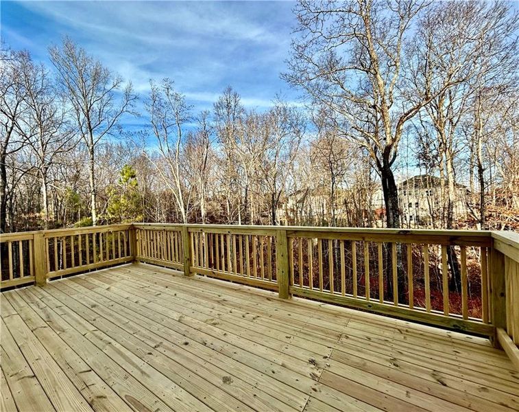 Exterior details and patio area of a home in , Waleska (Image 3).