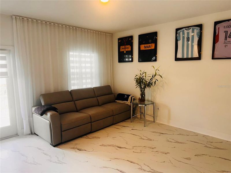 Furnished interior view inside a new home in , Winter Garden (Image 17).