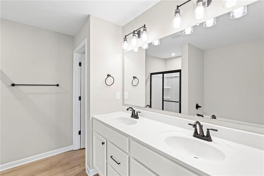 Furnished interior view inside a new home in Twin Lakes, Braselton (Image 7).
