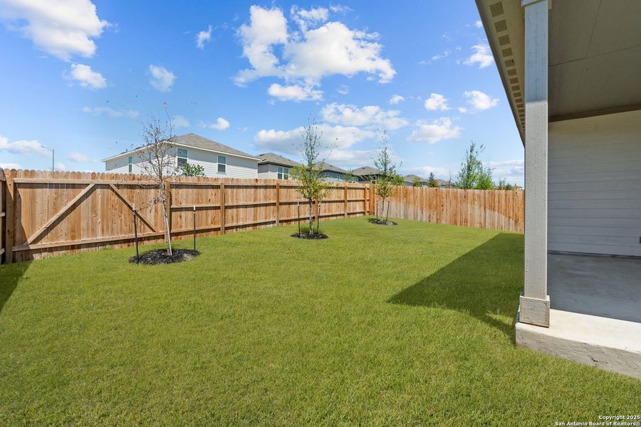 Exterior details and patio area of a home in Lily Springs, Seguin (Image 2).