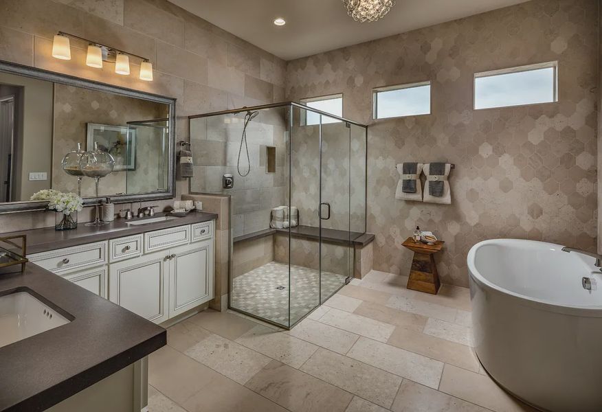 Latigo Model Master Bath - 7 of 13