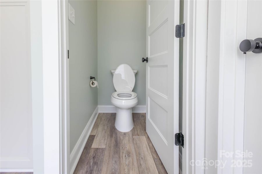 Spacious, unfurnished interior of a new home in , Stanley (Image 36).