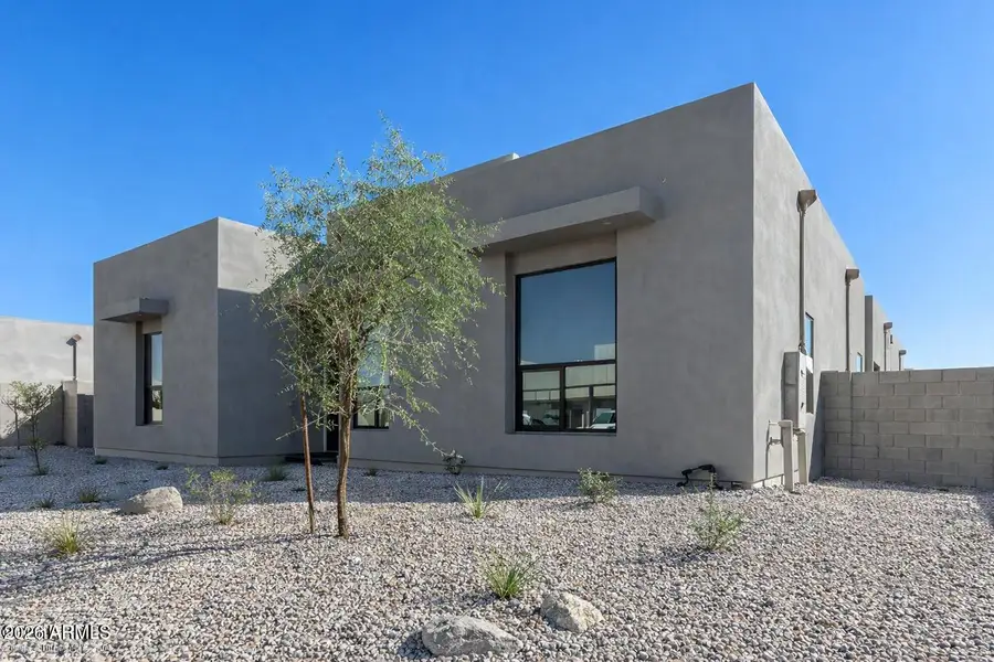 Front View B Front View B