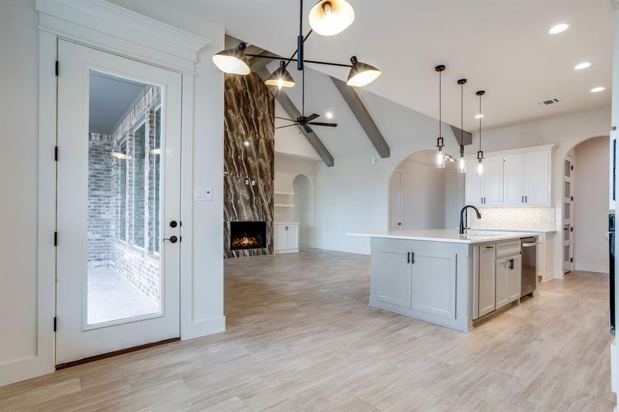 Furnished interior view inside a new home in Prairie Winds Estates, Poolville (Image 13). Furnished interior view inside a new home in Prairie Winds Estates, Poolville (Image 13).