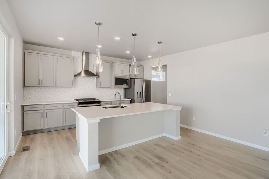 5br New Home in Elizabeth, CO.  - Slide 12