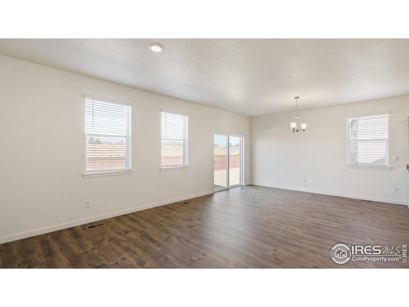 Spacious, unfurnished interior of a new home in Tailholt, Severance (Image 11).