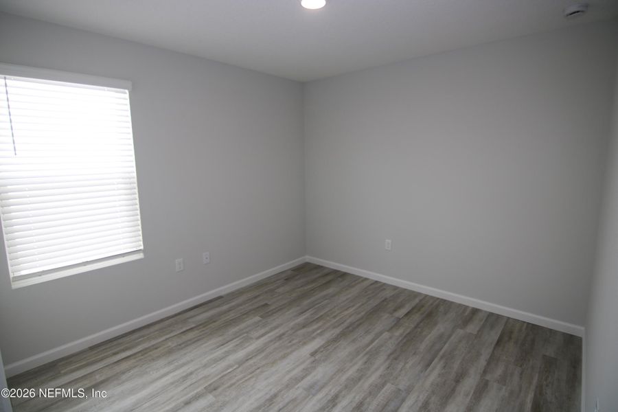 Spacious, unfurnished interior of a new home in , Jacksonville (Image 11).