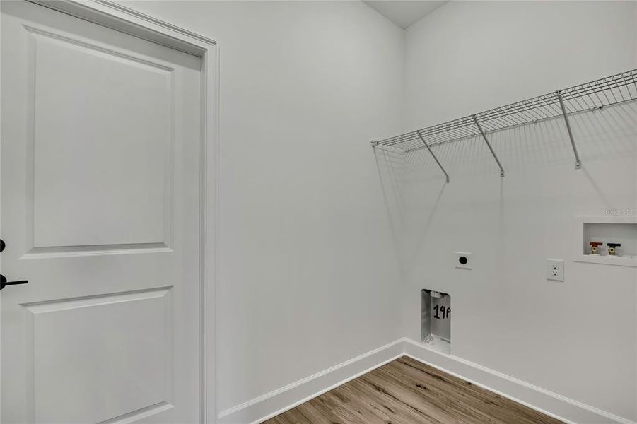 Spacious, unfurnished interior of a new home in , Brooksville (Image 38).