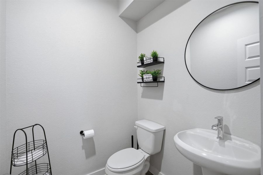 Furnished interior view inside a new home in Sheldon Ridge, Houston (Image 12).