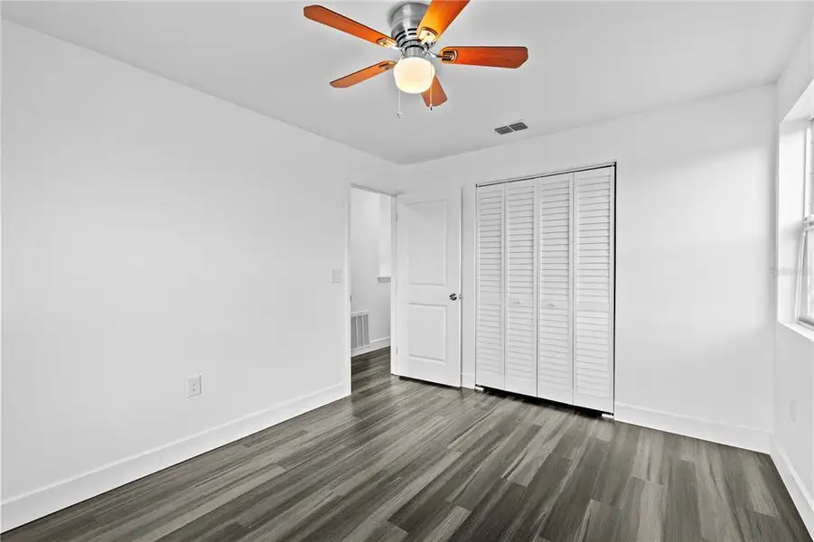 Spacious, unfurnished interior of a new home in , St. Petersburg (Image 34). Spacious, unfurnished interior of a new home in , St. Petersburg (Image 34).