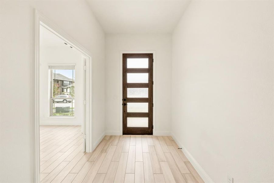 Spacious, unfurnished interior of a new home in West Crossing, Anna (Image 21).