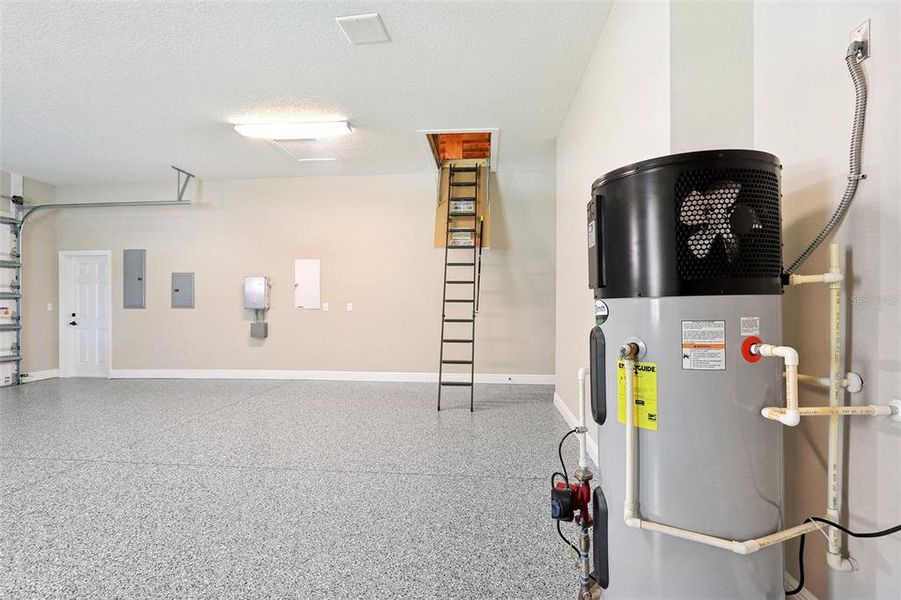 Furnished interior view inside a new home in , Lady Lake (Image 37).