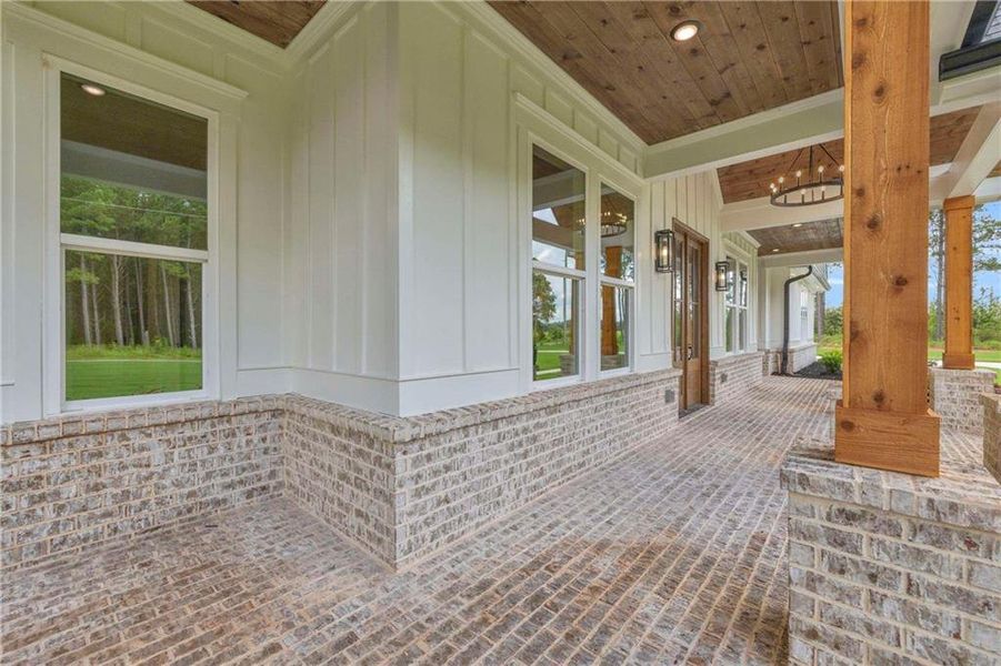 Exterior details and patio area of a home in , Monroe (Image 37).
