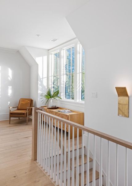 Image 90 of a home in .