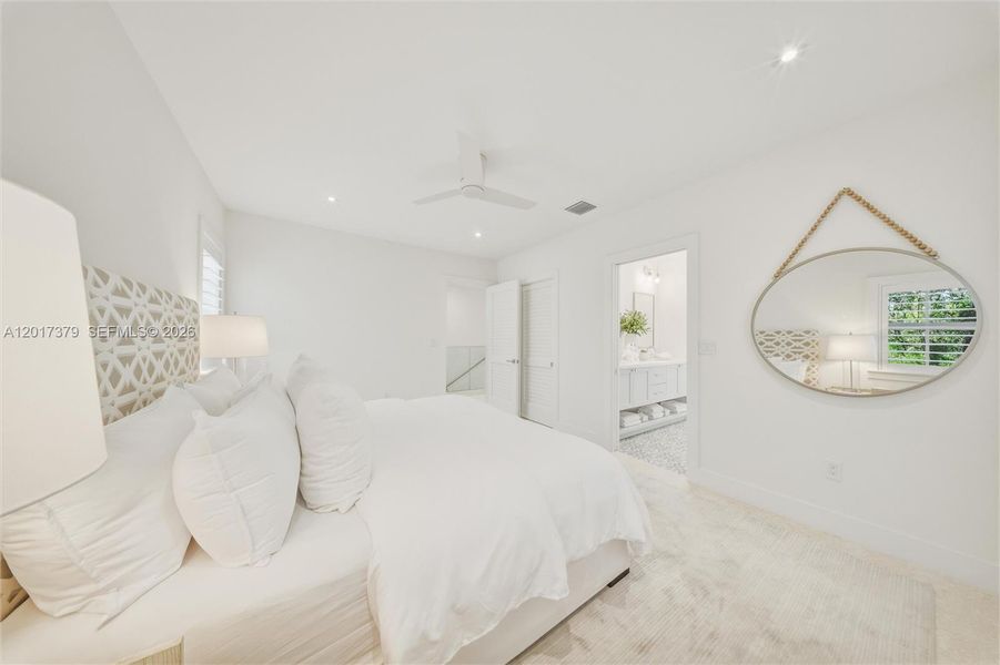 Furnished interior view inside a new home in , Islamorada, Village of Islands (Image 65).