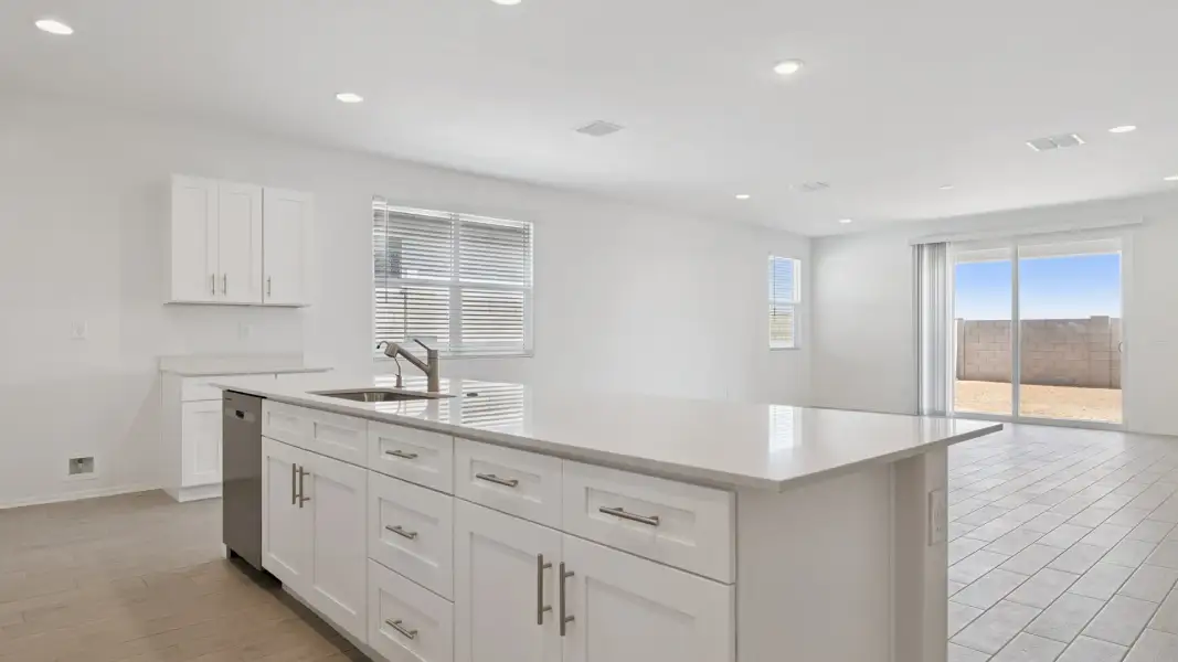 Furnished interior view inside a new home in Moonlight, Maricopa (Image 7).