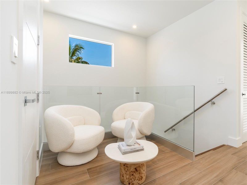 Furnished interior view inside a new home in , Fort Lauderdale (Image 4). Furnished interior view inside a new home in , Fort Lauderdale (Image 4).