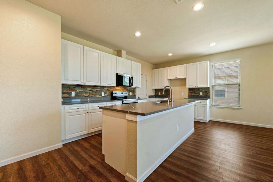 Furnished interior view inside a new home in , Liberty Hill (Image 10).