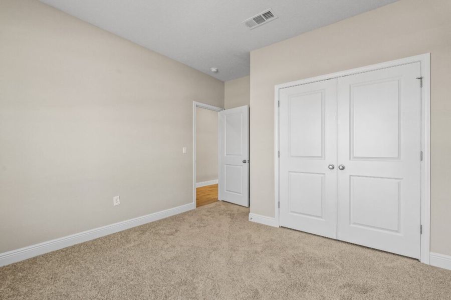 Spacious, unfurnished interior of a new home in Natureview, Freeport (Image 28). Spacious, unfurnished interior of a new home in Natureview, Freeport (Image 28).