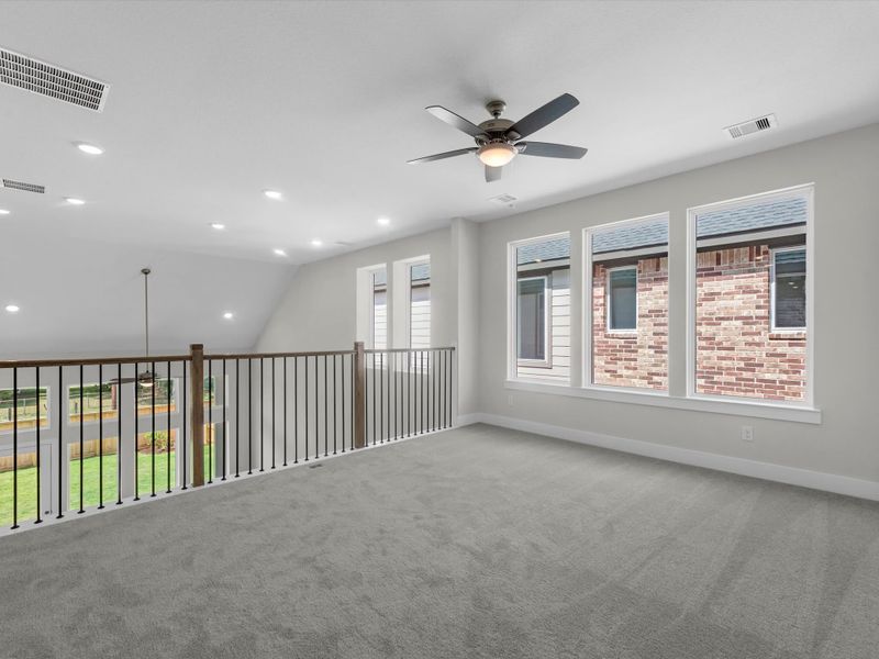Spacious, unfurnished interior of a new home in Oakhill Reserve, Tomball (Image 16).