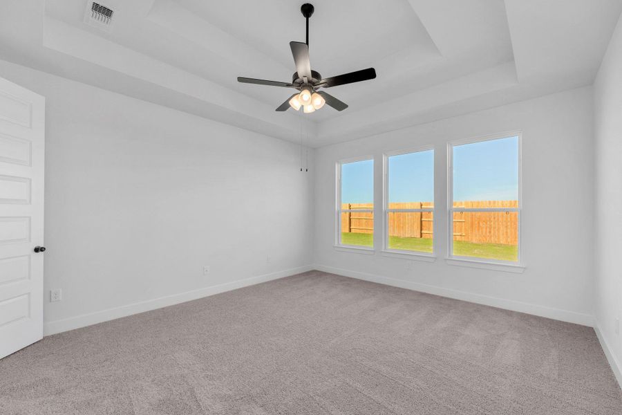 Spacious, unfurnished interior of a new home in Nolina, Georgetown (Image 14).