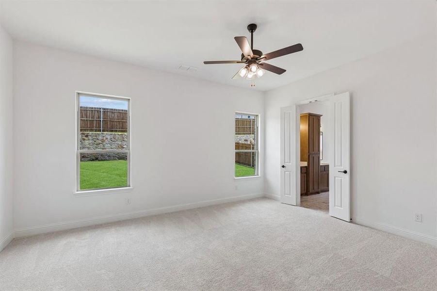 Spacious, unfurnished interior of a new home in Timberbrook, Justin (Image 13). Spacious, unfurnished interior of a new home in Timberbrook, Justin (Image 13).