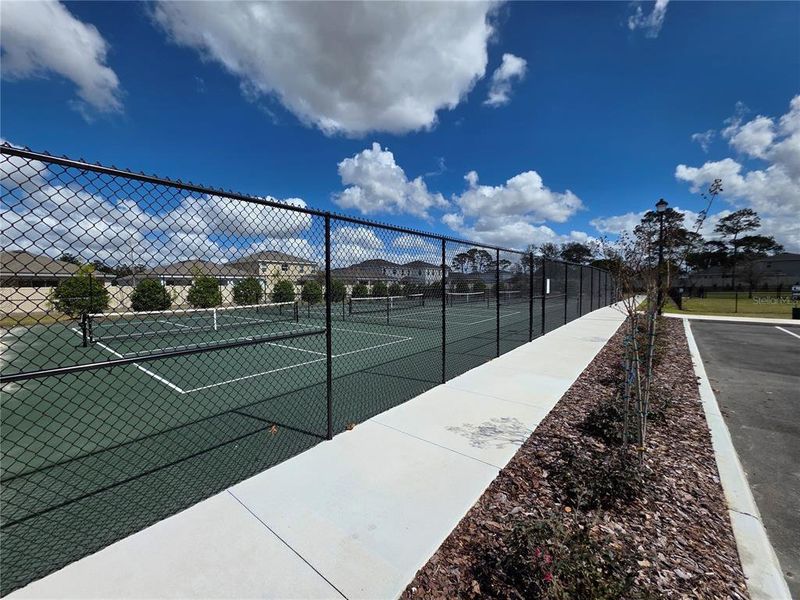 Community amenities in Waterford, Brooksville (Image 39).