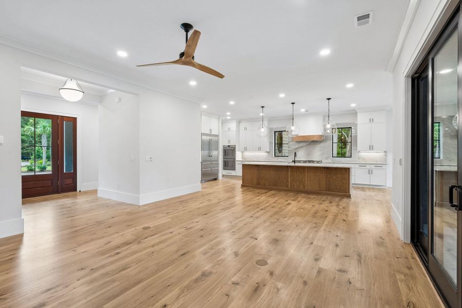 Spacious, unfurnished interior of a new home in , Johns Island (Image 28).