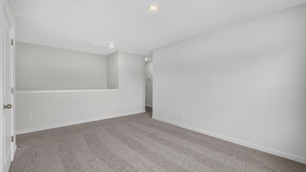 Spacious, unfurnished interior of a new home in Laurelbrook, Sherrills Ford (Image 30).