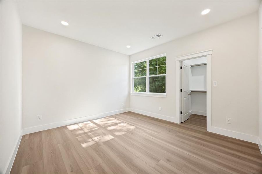 Spacious, unfurnished interior of a new home in , Pottsboro (Image 34).
