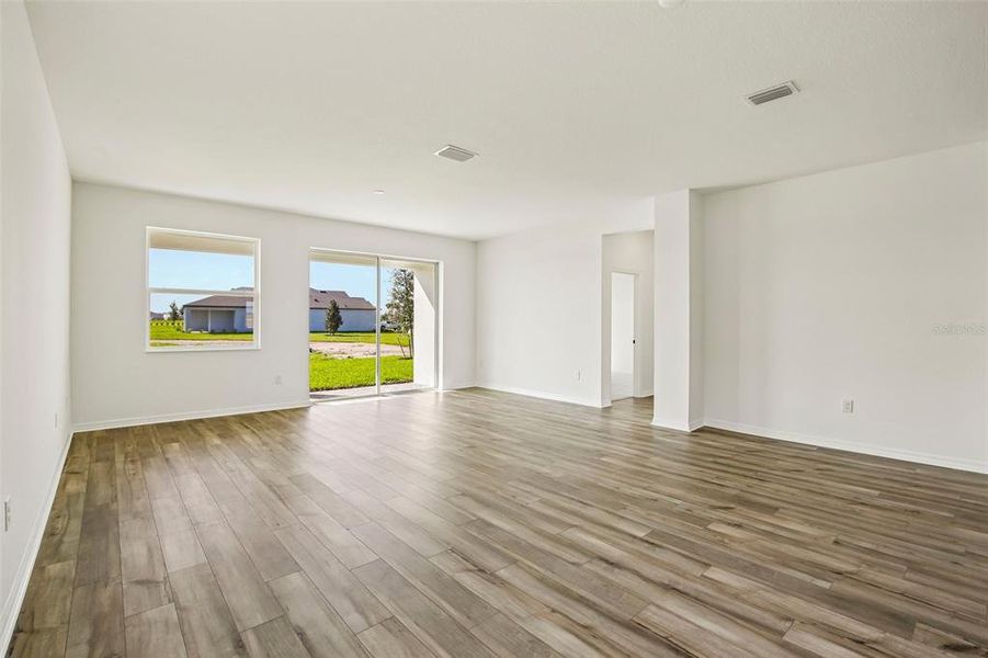 Spacious, unfurnished interior of a new home in Coasterra, Palmetto (Image 27).