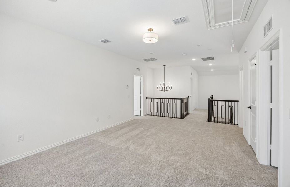 Spacious, unfurnished interior of a new home in Highland Lakes, McKinney (Image 18).