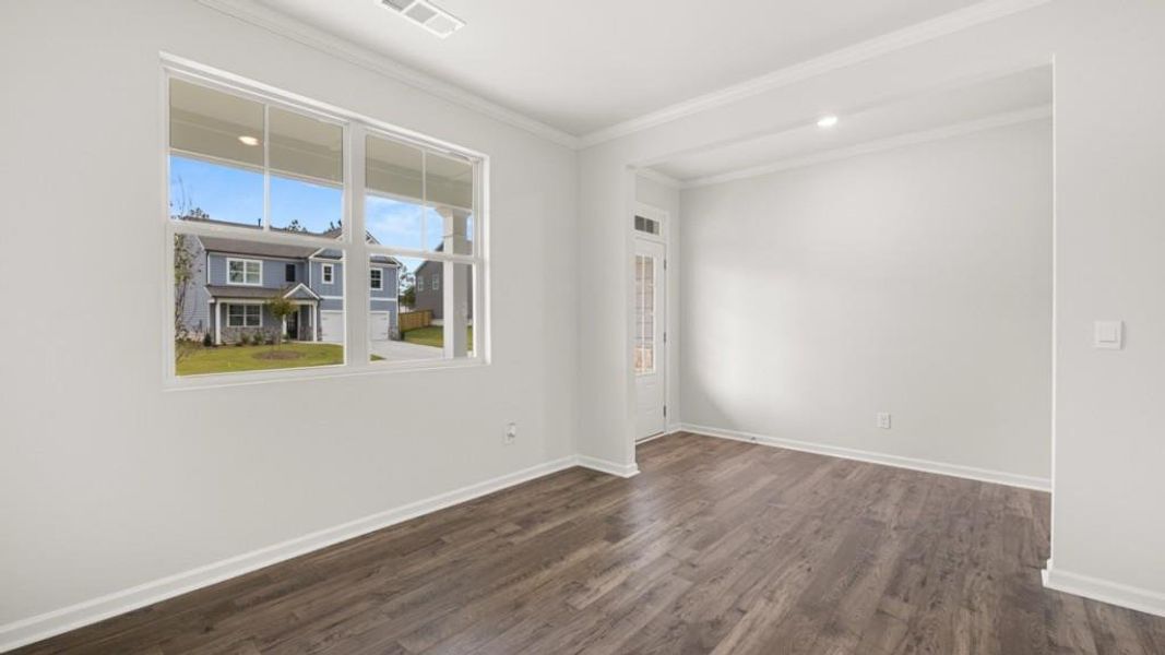 Spacious, unfurnished interior of a new home in Liberty Crossing, Braselton (Image 28).