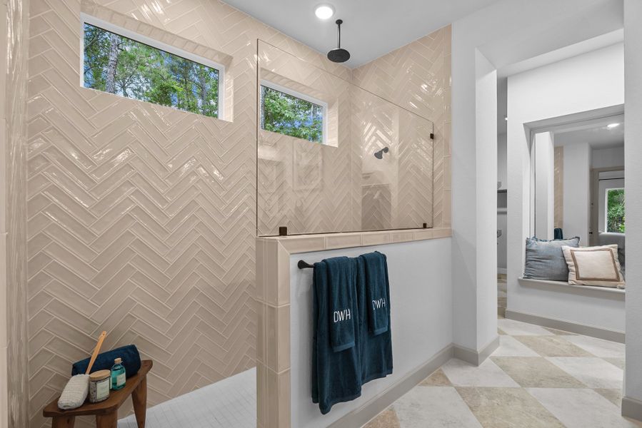 The Lotus - Owner's Bath The Lotus - Owner's Bath