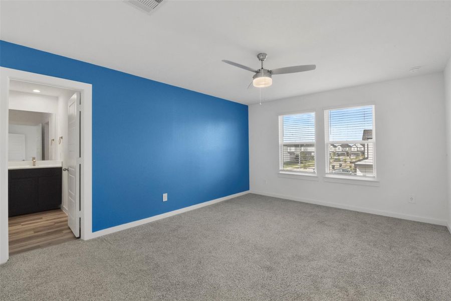 Spacious, unfurnished interior of a new home in City Gate North, Houston (Image 26).