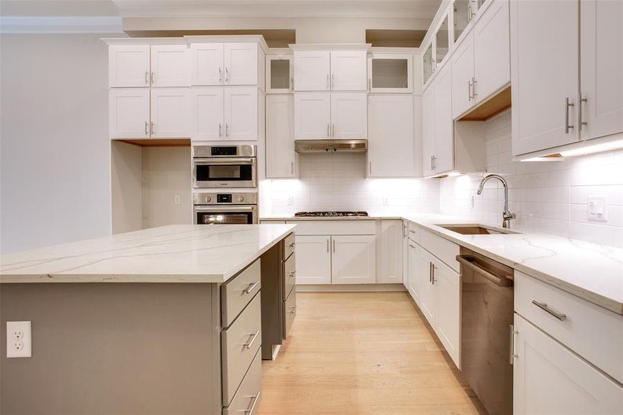 Image of actual unit.