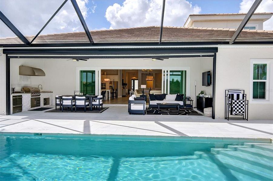 Exterior details and patio area of a home in , Venice (Image 32).