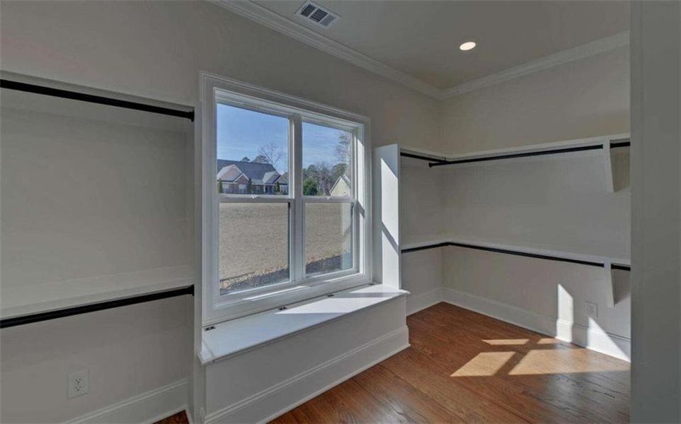 Spacious, unfurnished interior of a new home in , Clarkesville (Image 56).