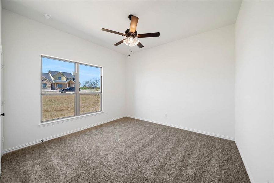Spacious, unfurnished interior of a new home in , Waxahachie (Image 20).