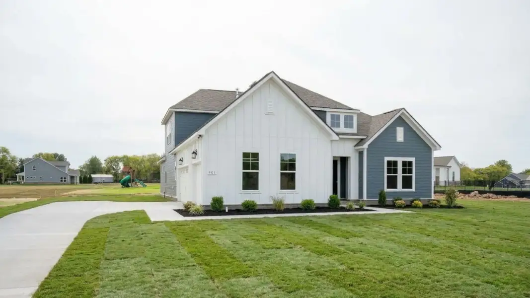 Front exterior of home in Murfreesboro, TN