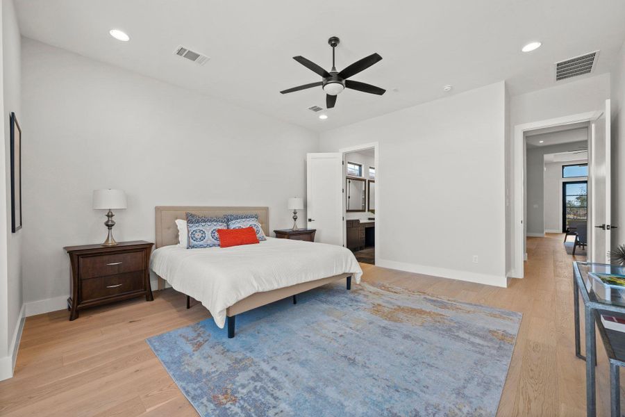 Furnished interior view inside a new home in Lakecliff on Lake Travis, Spicewood (Image 18).