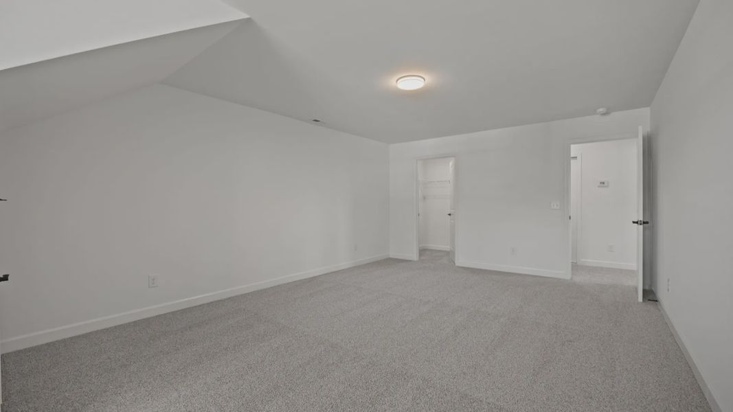 Spacious, unfurnished interior of a new home in Village at Maple Leaf Farm, King (Image 25).