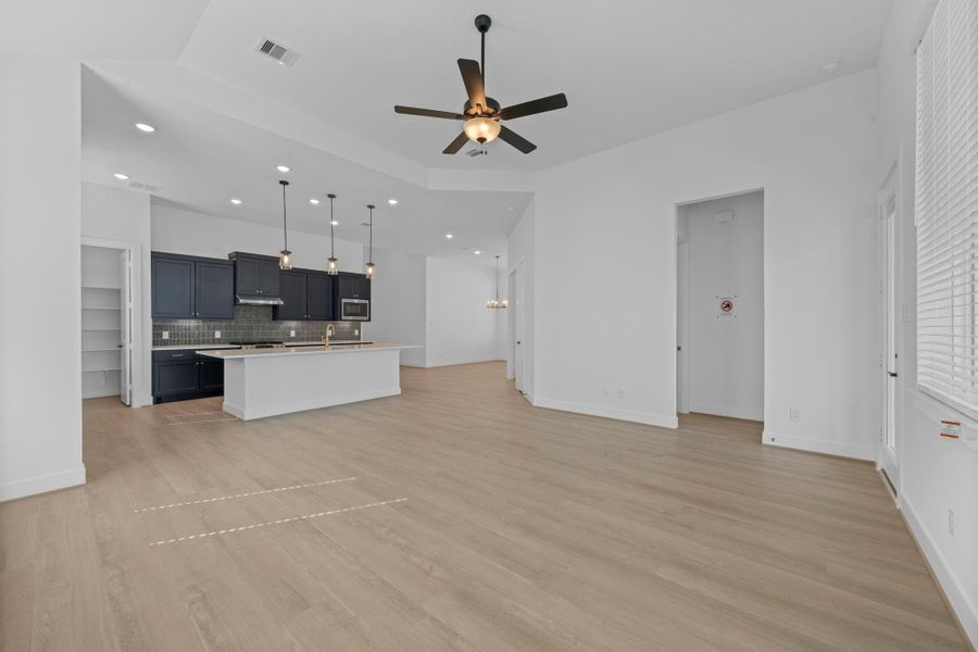 Spacious, unfurnished interior of a new home in Artavia, Conroe (Image 21).