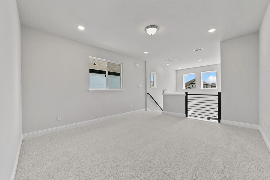 Image 23 of a home in Symmetry 37s.